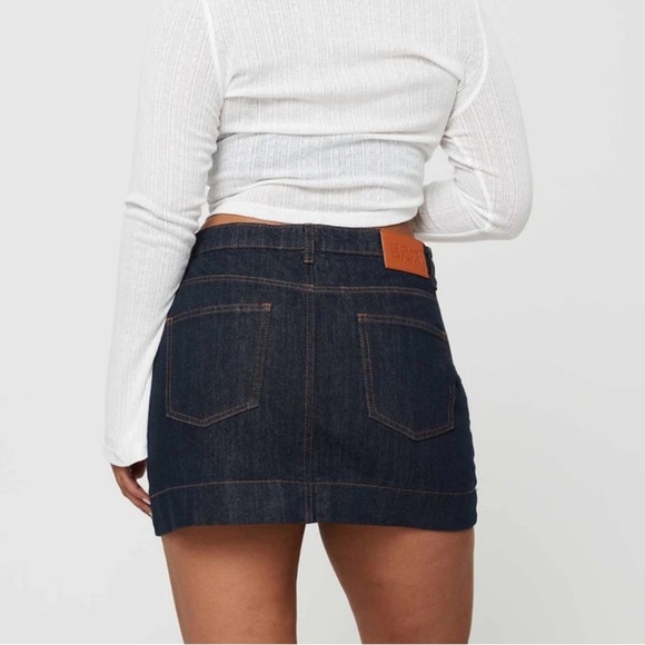 Princess Polly dark wash denim mini skirt - Picture 3 of 5